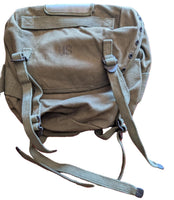 Vietnam Era M-1961 or M-1956 U.S. Army Field Pack Combat Bag Buttpack